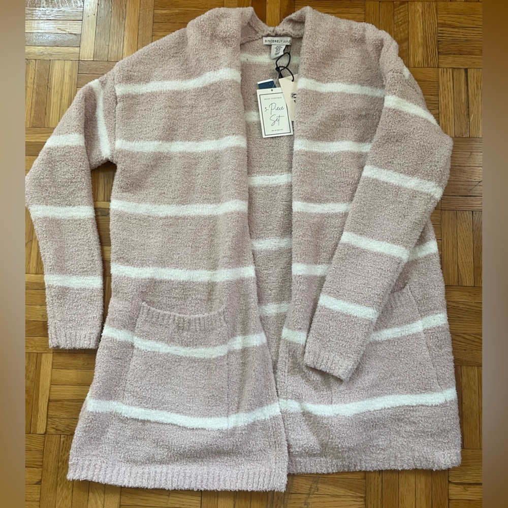 Sincerely Jules XS 3 piece lounge set.